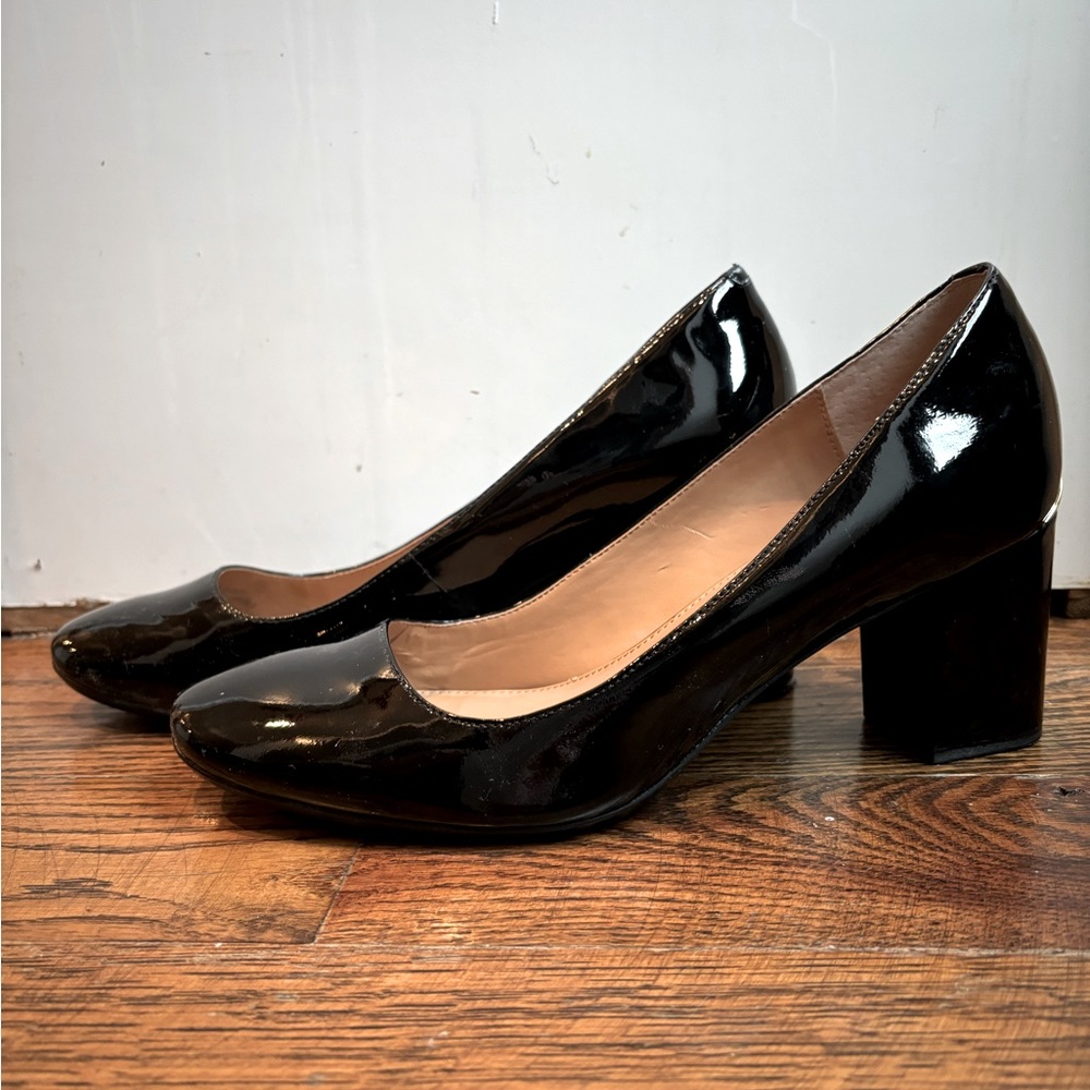 Calvin Klein Square heel Pumps in black patent with silver detail